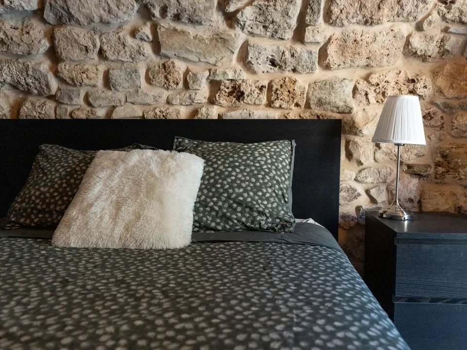 Hébergement et chambres du domaine Le CLos Bel Air sur le Larzac en Aveyron