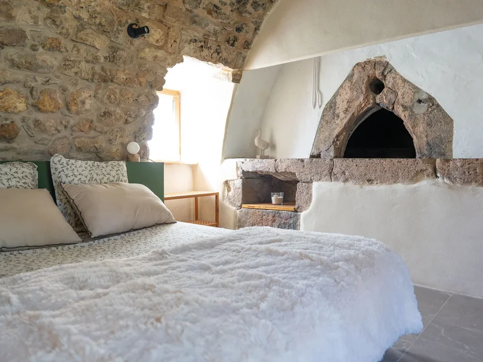 Hébergement et chambres du domaine Le CLos Bel Air sur le Larzac en Aveyron