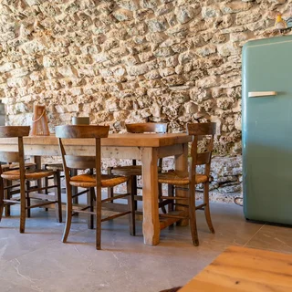 Espace détente au domaine Le Clos Bel Air sur le Larzac