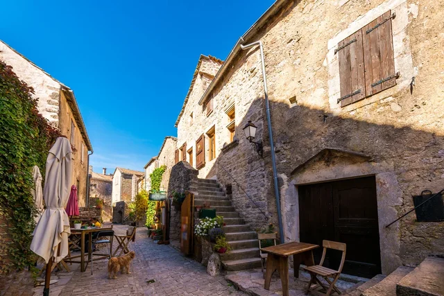 La Couvertoire sur le Larzac, village médiéval près du Clos Bel Air