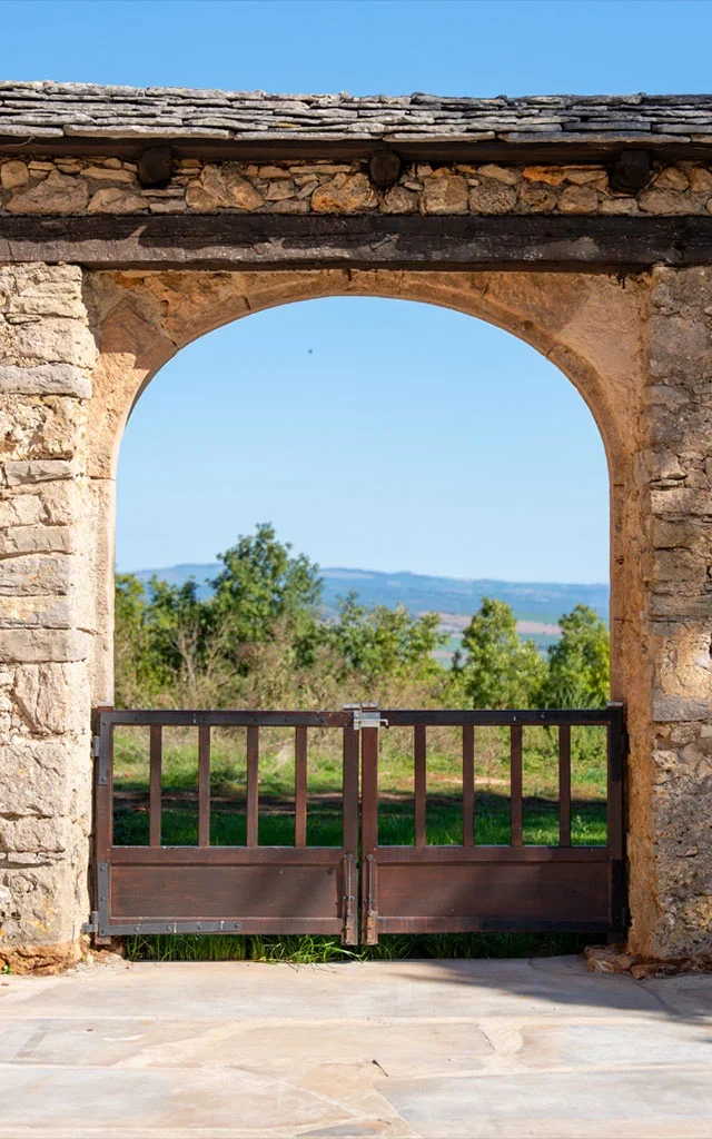 Une vue sur le Larzac depuis le domaine du Clos Bel Air